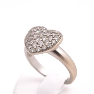 RING VITGULD HJÄRTA M 33 BRILJANT-SLIPADE DIAMANTER, 15,5MM