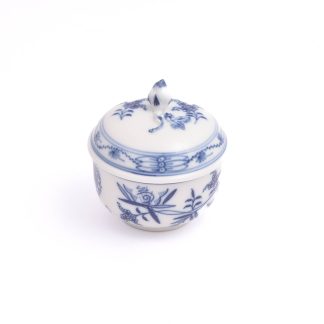 SKÅL M LOCK PORSLIN MEISSEN "LÖKMÖNSTER", HÖJD: 8CM, DIAMETER: 8CM, BÖRJAN 1900-TAL