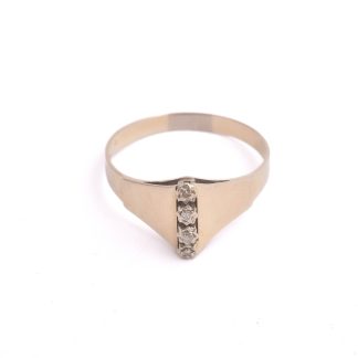 RING VITGULD M 4 ÅTTKANT-SLIPADE DIAMANTER TOT. 0,04CT, 19MM, SVENSK IMPORT-STÄMPEL (GULDET ÄR I BEHOV ATT RODIERAS OM)