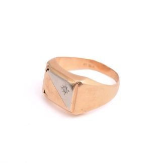 RING KL (DEFEKT) M BRILJANT-SLIPAD DIAMANT CA 0,02CT, 18,75MM, GRAVYR I SKENAN, SVENSK "KATTFOT"-STÄMPEL