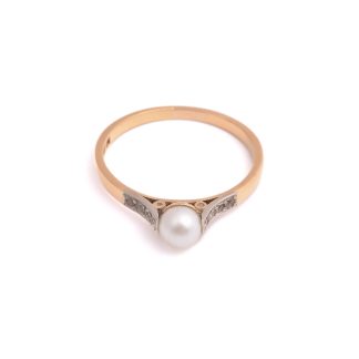 RING M PÄRLA (5,3MM) & VITA SYNTETISKA STENAR, 19,25MM, TILLV. GÖTEBORG 1940