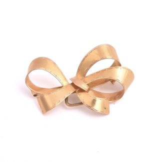 BROSCH ROSETT, 3,5CM, TILLV. DAHLGREN & Co, MALMÖ 1952 (EN ÖGLA PÅ UNDERSIDAN FÖR ATT MONTERA ETT HÄNGE)