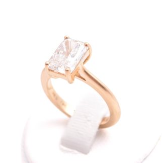 RING M SYNTETISK "LABGROWN" DIAMANT 2,05CT RIVER (D) VS1, POLISH: EXCELLENT, SYMMETRY: EXCELLENT, 15,75MM, M IGI-CERTIFIKAT