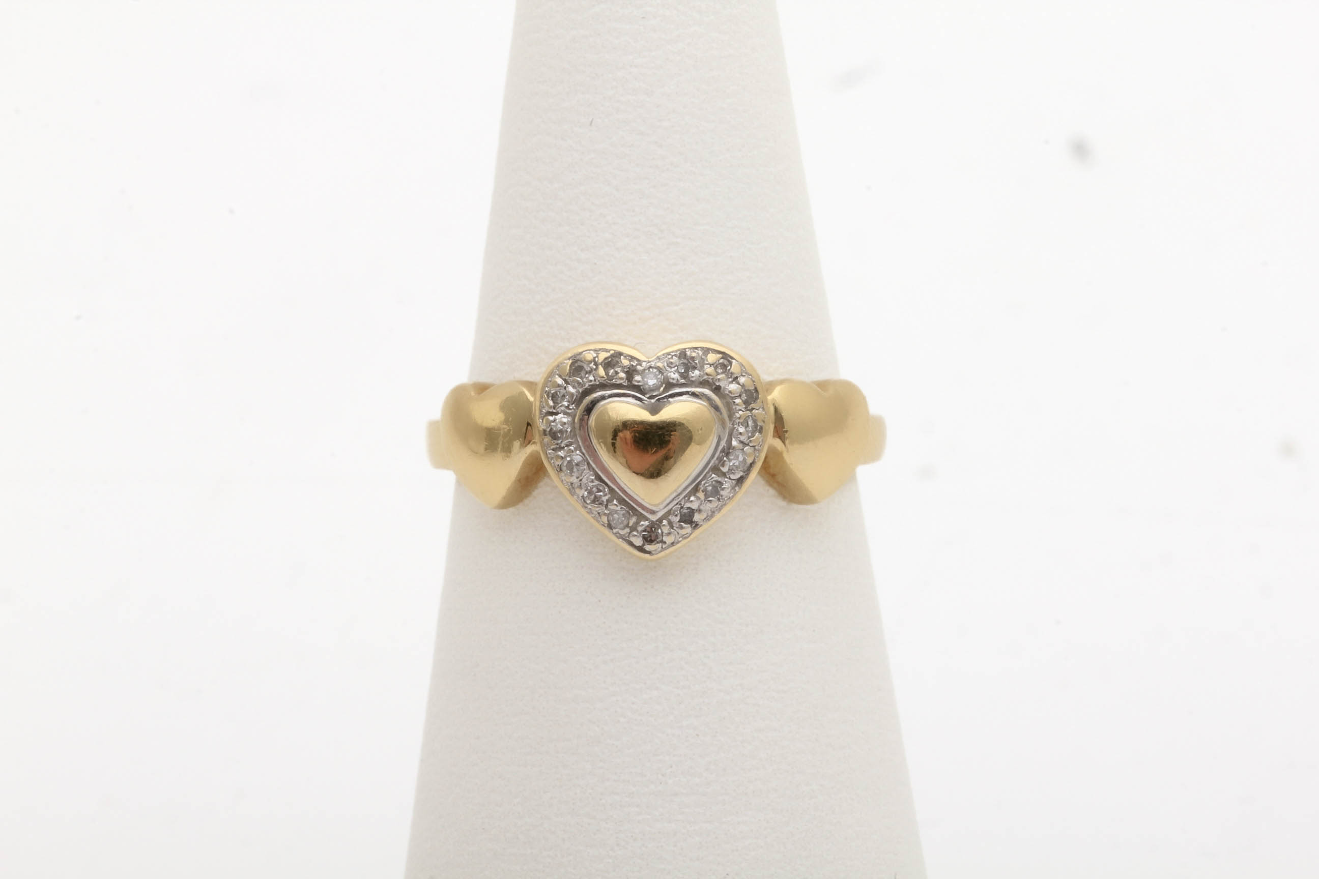 RING HJÄRTA MED DIAMANATER TOT. 0,05CT ENLIGT INSKRIPTION, STORLEK: 16,5MM / 18K 3G - TILLV. GULDFYNDGRUPPEN - Bild 2