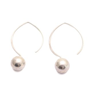 PAR ÖRHÄNGEN MED KULOR 55x12MM - TILLV. GULDFYNDGRUPPEN