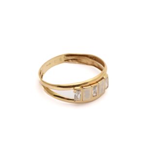 DEFEKT RING MED PRYDNADSSTENAR, BUCKLOR, REPOR OCH NAGG - TOTALVIKT: