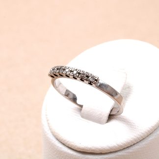 RING VITGULD MED DIAMANTER, 16,5MM. SVENSKTILLVERKAD