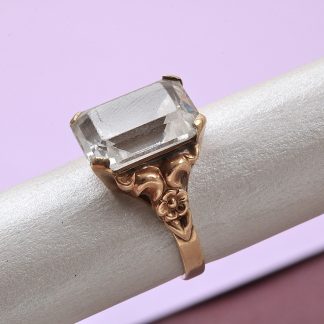 RING M BERGKRISTALL,NGA REPOR PÅ STENEN, TILLV. GÖTEBORG 1954, 15,75 MM