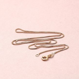 HALSKEDJA VENETIANSK. L.42CM B.1MM. TILLV. GULDFYND