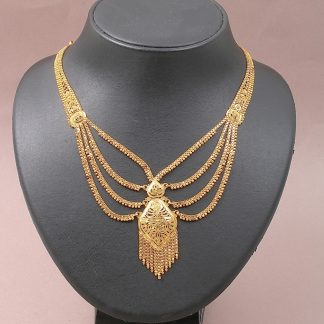 DEFEKT SMYCKE. HALSSMYCKE