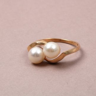 RING MED PÄRLOR. 16MM. TOTALVIKT