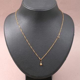 SMYCKEN DEFEKTER. HÄNGE HALSKEDJA