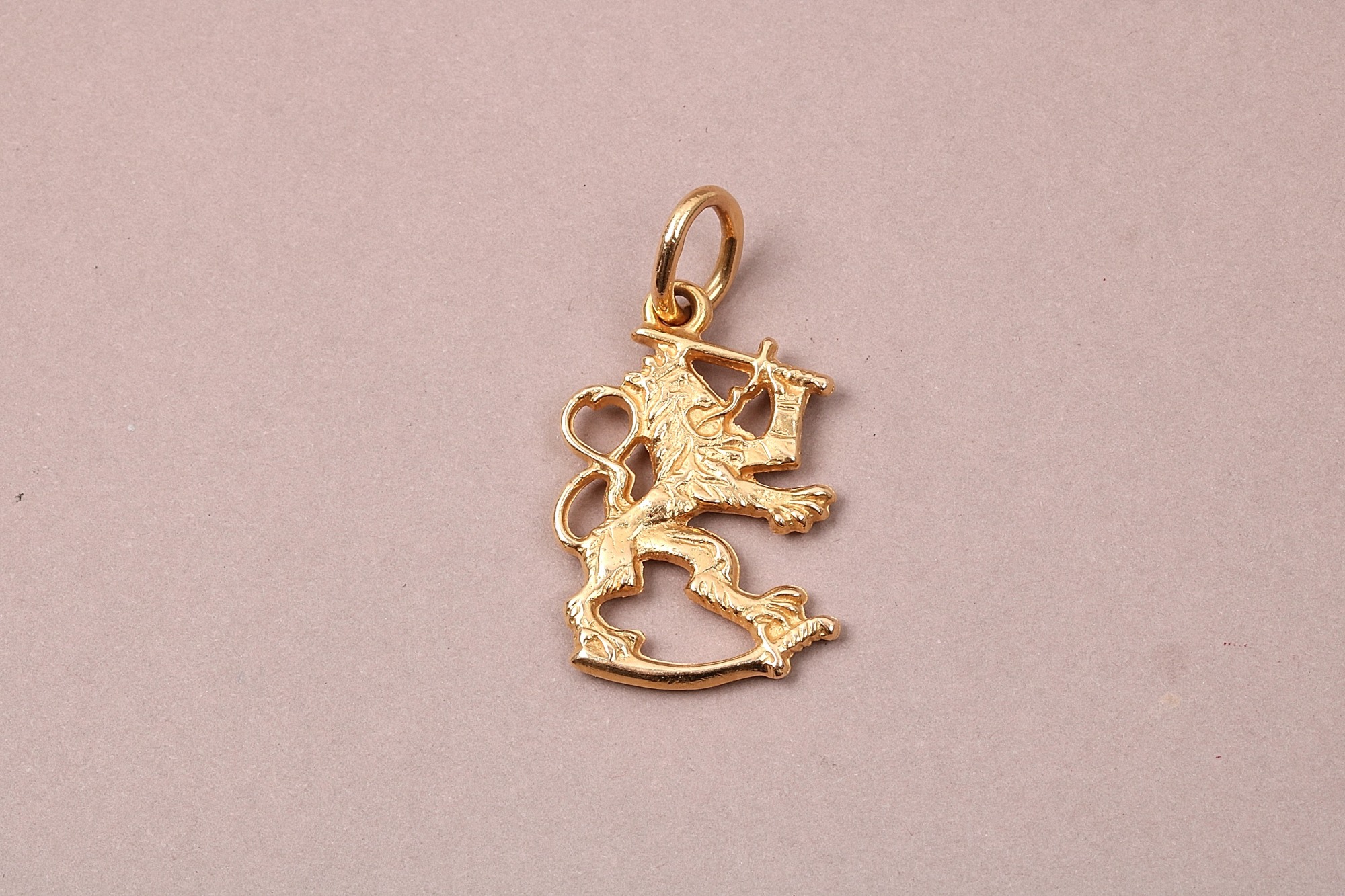 HÄNGE FINSKA LEJONET, L 3,5 CM