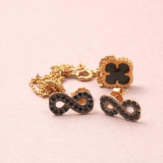 DEFEKTA SMYCKEN SYNTETISKA STENAR TOTALVIKT