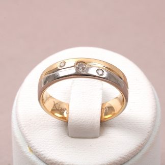 RING MED DIAMANTER. 17MM. GRAVYR I SKENAN. SVENSKTILLVERKAD