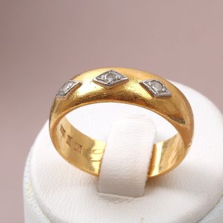 RING MED DIAMANTER, GRAVYR, TILLV. UPPSALA 1903, 18,5 MM