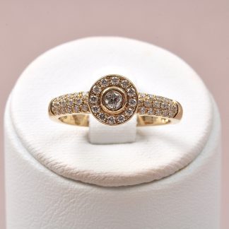 DEFEKT SMYCKE RING MED DIAMANTER, TOTALT 0,50CT, SNED OVANDEL, 17 MM