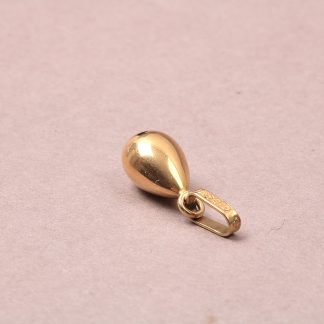 HÄNGE DROPPE , L 1,5 CM. SVENSKTILLVERKAD 1978