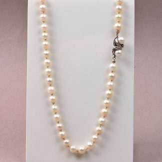 PÄRLCOLLIER, L 57 CM , 6 MM, 18K I LÅS MED DIAMANTER,