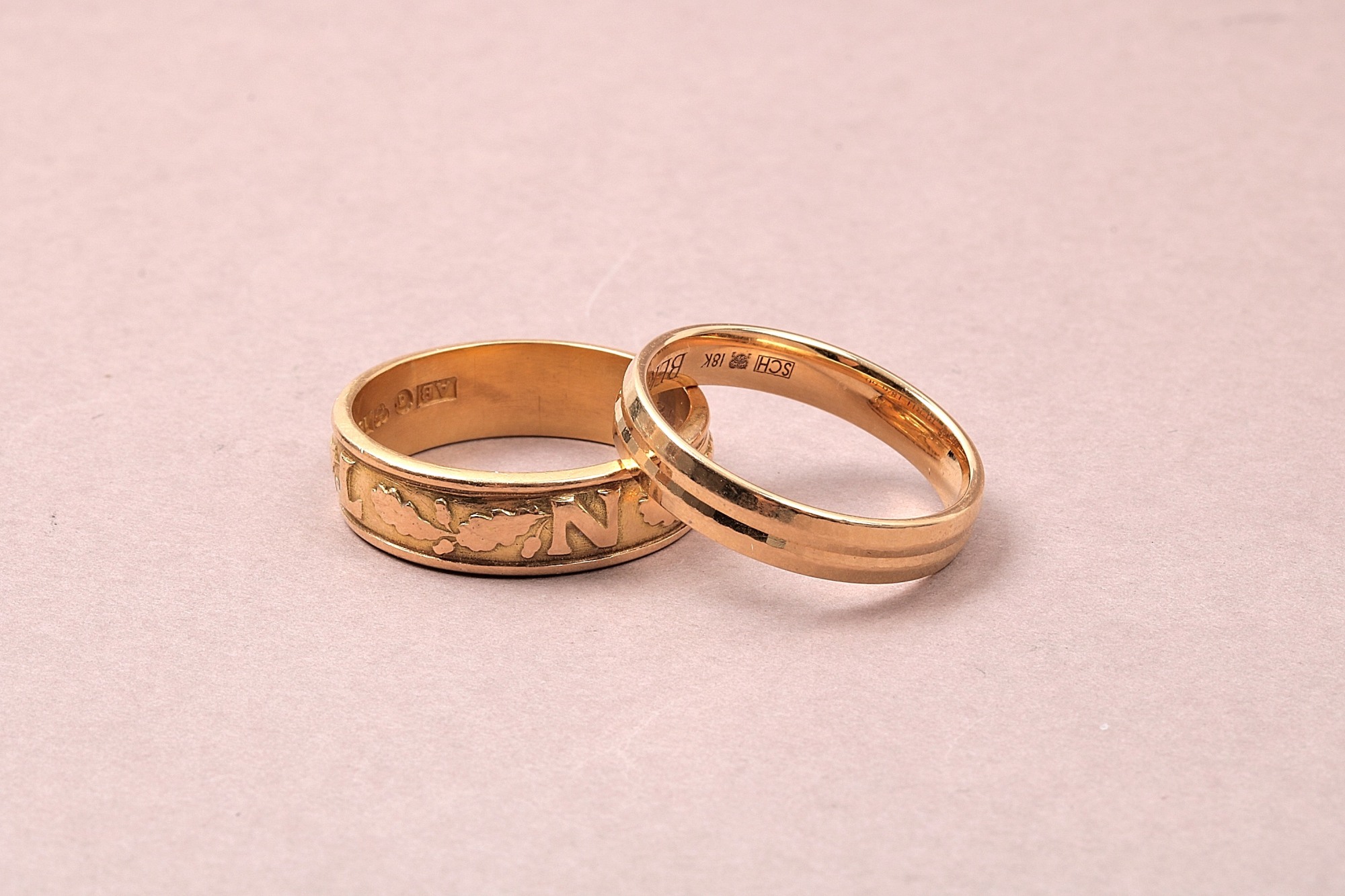 2 RINGAR GRAVYR