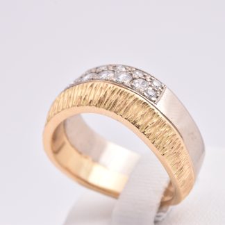 RING M 13 DIAMANTER TOT. CA 0,55-0,60CT, 19,25MM, RÖTT & VITT GULD, BREDD: 9,0-9,4MM, TILLV. EVERT LINDBERG, GÖTEBORG 1999