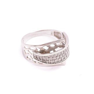 RING M VITA SYNTETISKA STENAR, 18MM