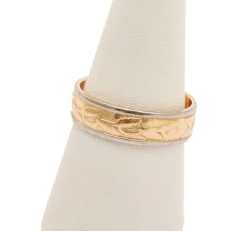 RING MED MÖNSTER OCH GRAVYRER