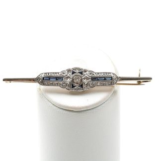BROSCH MED DIAMANTER OCH SAFIRER. 6CM.