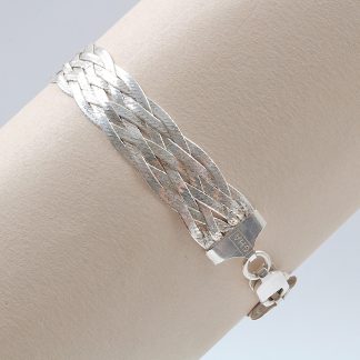 ARMLÄNK I SILVER, GULDFYND, L 19 CM B 1,2 CM