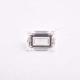 DIAMANT 0,71CT CRYSTAL (J) VS (LITET NAGG PÅ EN AV SPETSARNA)