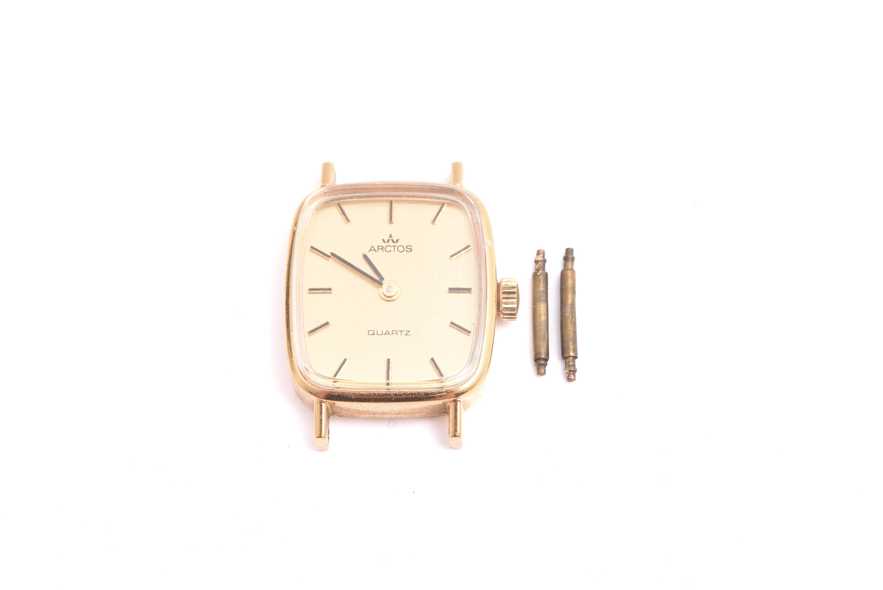 DAMUR ARCTOS Q 18x21MM, 14K I BOETTEN, TOTAL VIKT INKLUSIVE GLAS & URVERK: 7,4G (BATTERI SLUT, LÄNK SAKNAS)