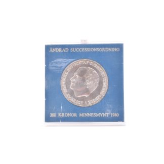 MINNESMYNT SILVER 200:- SVERIGE 1980 "ÄNDRAD SUCCESSIONSORDNING" I ORIG PLAST-ETUI