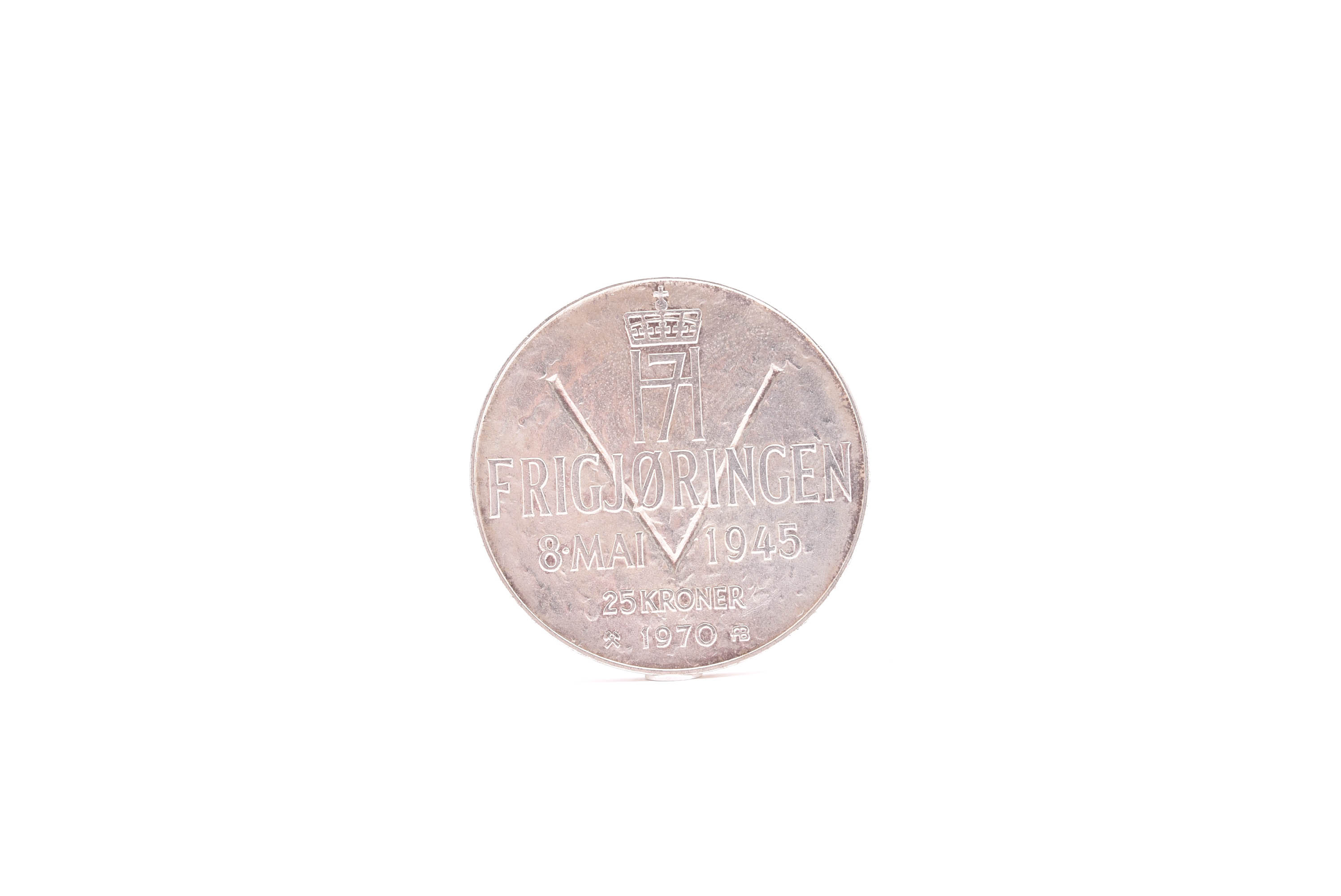 MINNESMYNT SILVER 25:- NORGE 1970 ”FRIGJÖRINGEN 8 MAJ 1945”, SILVERHALT: 87,5%