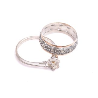 RING SILVER M VIT SYNTETISK STEN, 17,25MM, 1,8G + RING SILVER M MARKASITER (2 STENAR SAKNAS) 16,75MM, DELVIS FÖRGYLLD, 2,1G