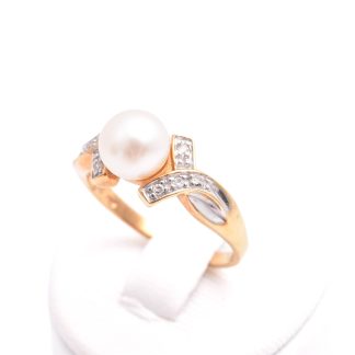 RING M 8 ÅTTKANT-SLIPADE DIAMANTER TOT. 0,05CT & SÖTVATTEN-PÄRLA (7,3MM) 17,75MM, TILLV. GULDFYND