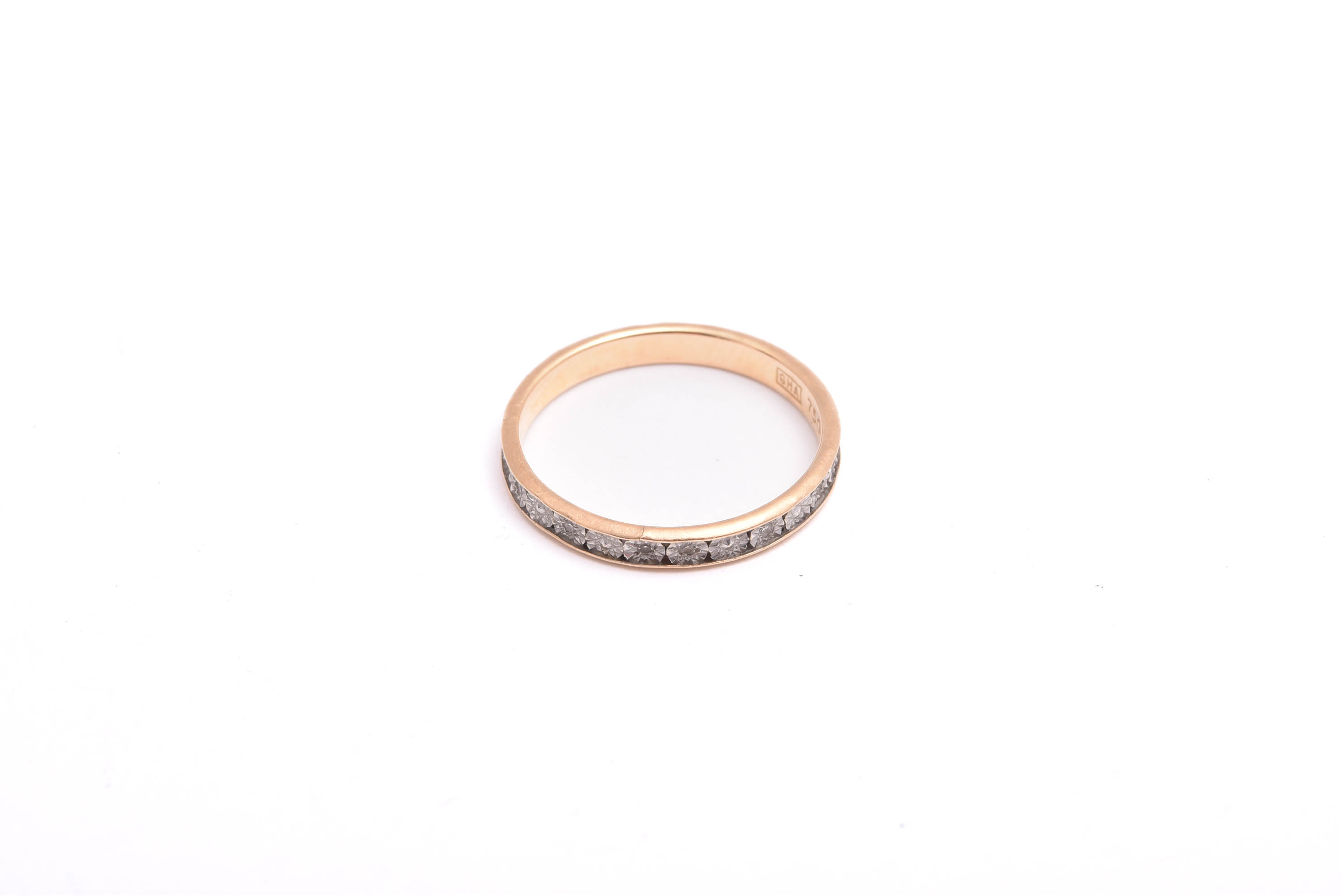 RING M ÅTTKANT-SLIPADE DIAMANTER, 15MM (SPRICKA I GULDET) TILLV. GULDFYND