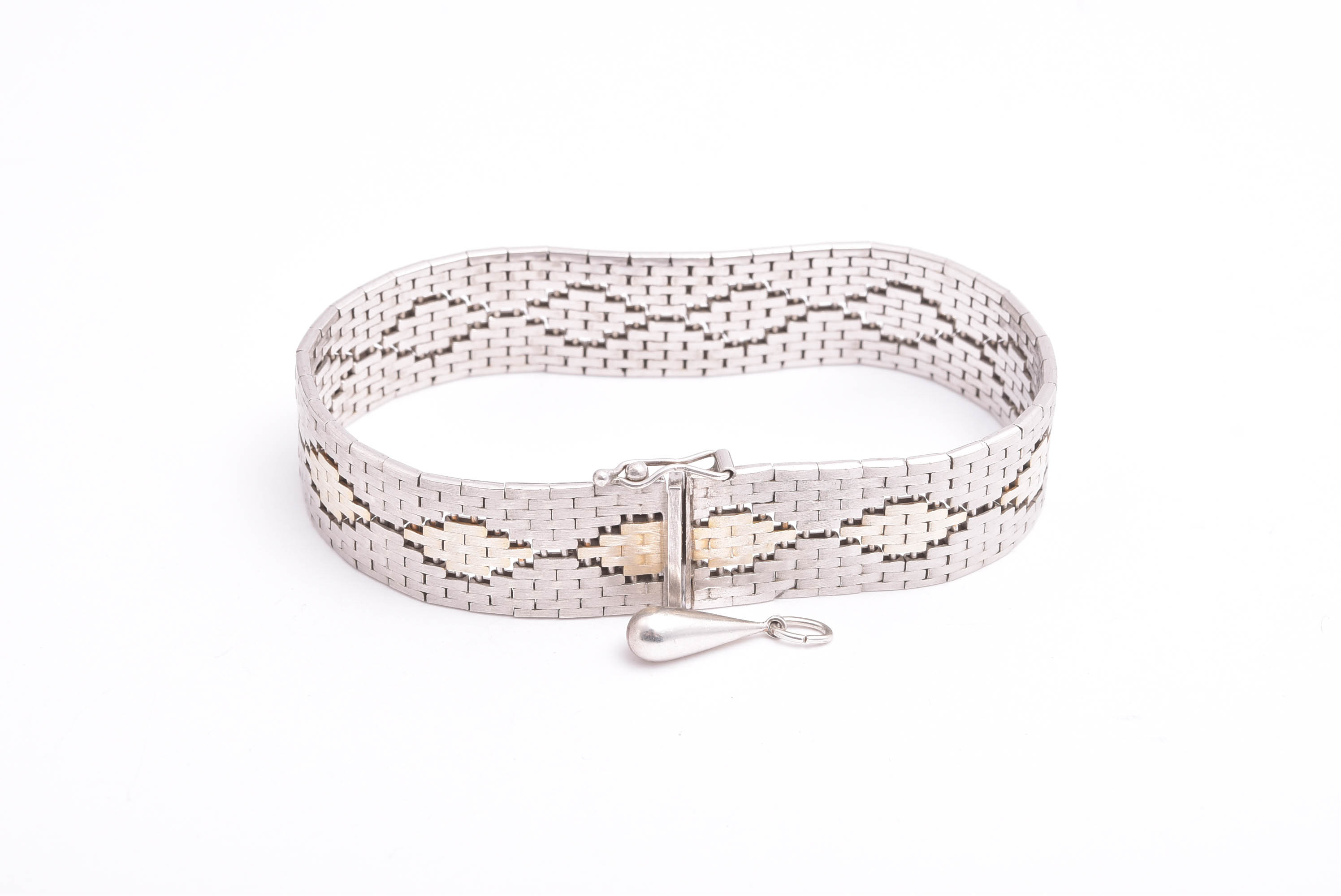 ARMLÄNK SILVER 19CM, BREDD: 1,5CM, SVENSK IMPORT-STÄMPEL (NGT BUCKLIG) + HÄNGE SILVER DROPPE, 2CM INKL ÖGLAN