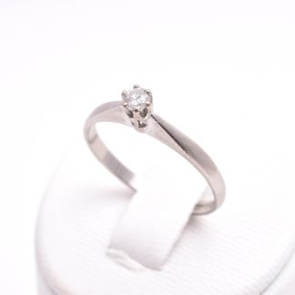 RING VITGULD M BRILJANT-SLIPAD DIAMANT 0,10CT, 16,75MM, TILLV. ÖRNS JUVELATELJÉ, GÖTEBORG 1970