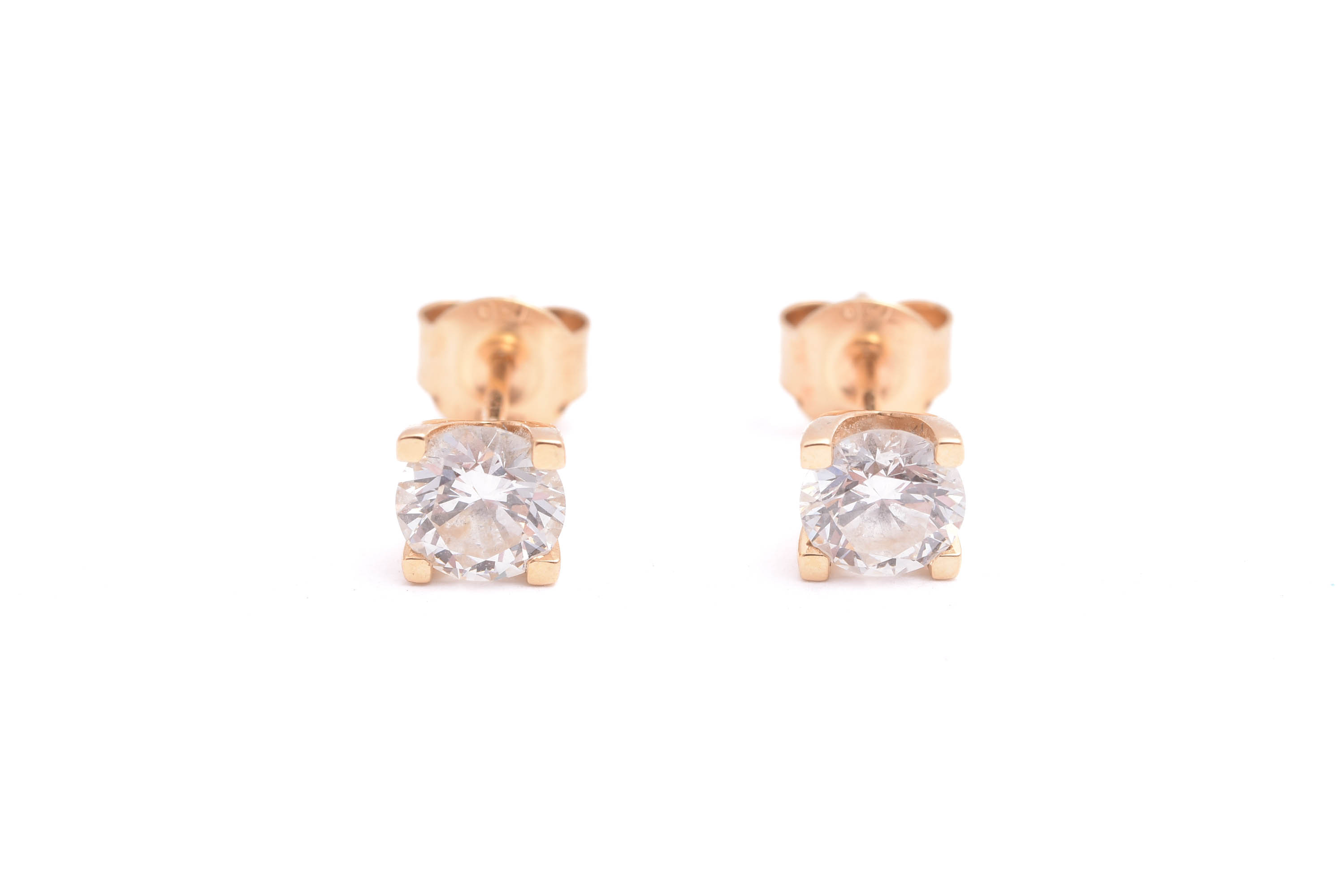 PAR ÖRHÄNGEN M BRILJANT-SLIPADE SYNTETISKA ”LABGROWN” DIAMANTER TOT. 1,00CT TOP WESSELTON (F) VS1-VS2, TILLV. GULDFYND, 2 CERTIFIKAT IGI MEDFÖLJER - Bild 2