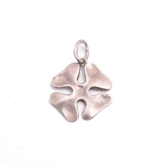 HÄNGE SILVER FYRKLÖVER, 2CM INKL ÖGLAN, TILLV. DAHLGREN & Co, MALMÖ 1936