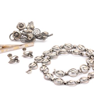 DEFEKTE SILVERSMYCKEN MED DELAR I METALL - VIKT INKL METALL: