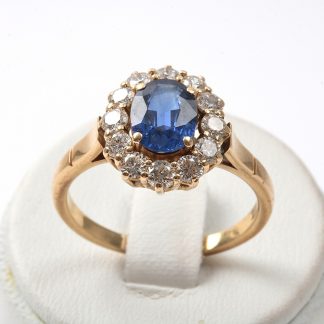 RING MED DIAMANTER OCH SAFIR. 17,75MM