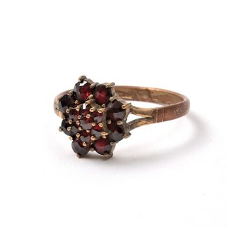 RING METALL MED GRANATER. 17,75MM