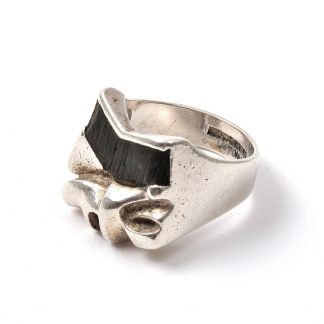 RING LAPPONIA DESIGNAD AV ZOLTAN POPOVITS "NAMIB" 16,25MM. MED EBENHOLTZ. LITE SMÅ DEFEKTER PÅ EBENHOLTZEN.
