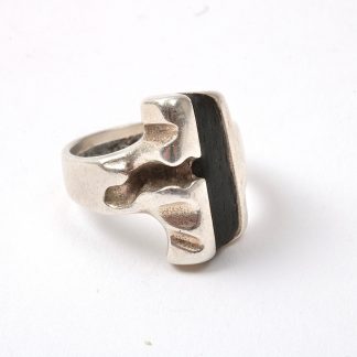 RING LAPPONIA ZOLTAN POPOVITS. EBENHOLTZ. 16MM