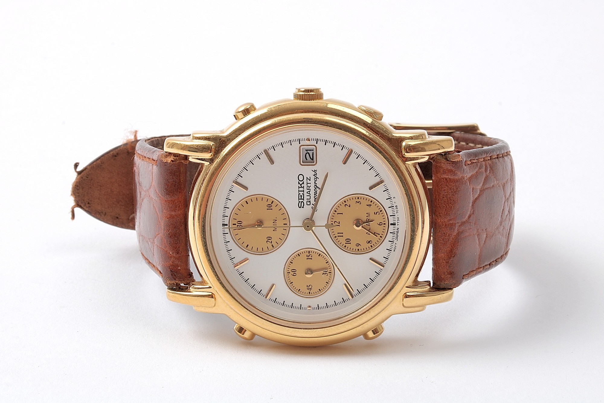 HERRUR SEIKO QUARTZ CHRONORAPH. 37MM