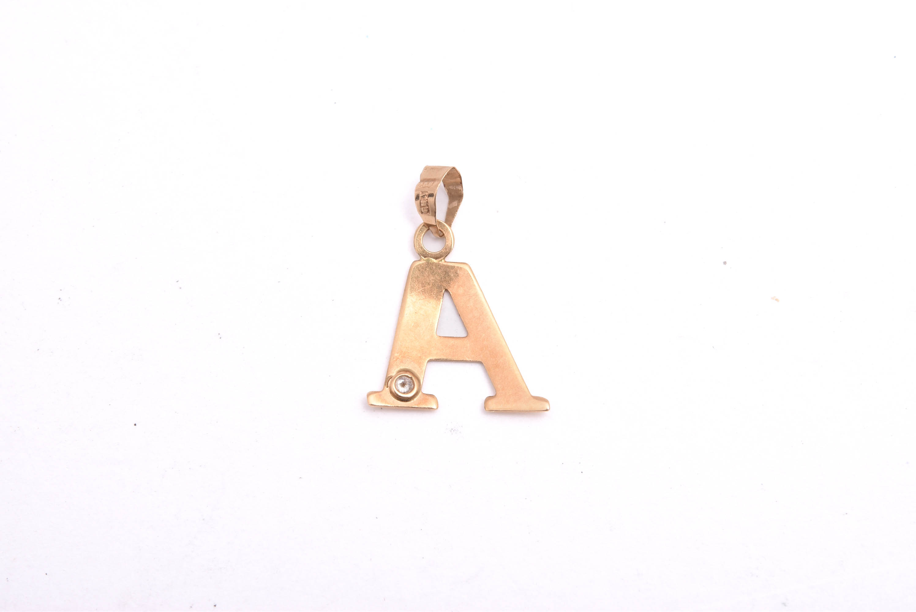 HÄNGE ”A” M DIAMANT, 1,6CM INKL ÖGLAN (ÖGLAN NGT BUCKLIG) TILLV. GULDFYND - Bild 2