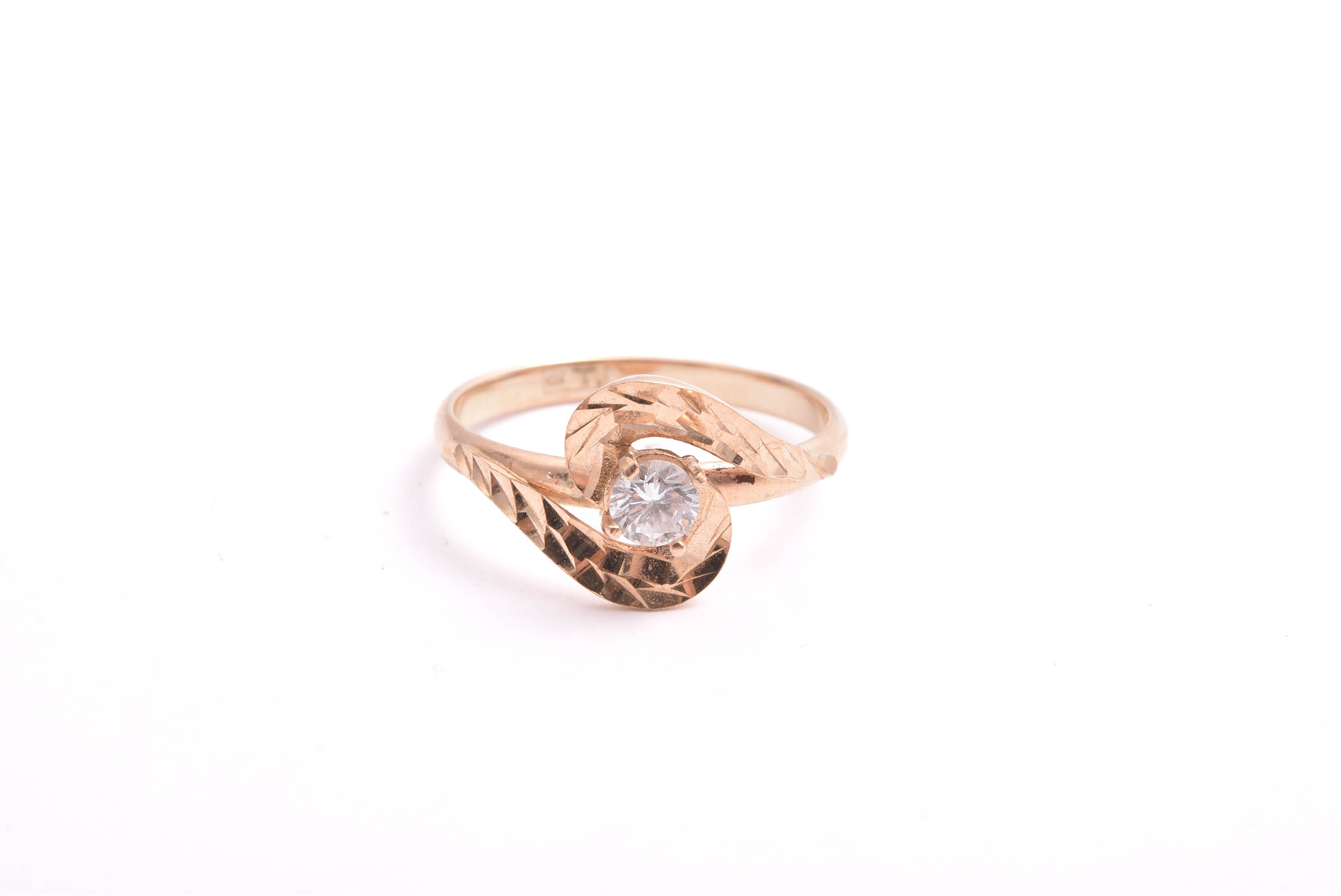 RING M VIT SYNTETISK STEN, 18,5MM
