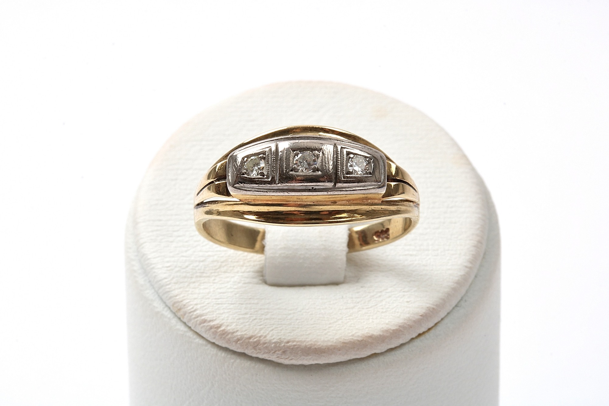 RING MED 3 DIAMANTER 17,75 MM