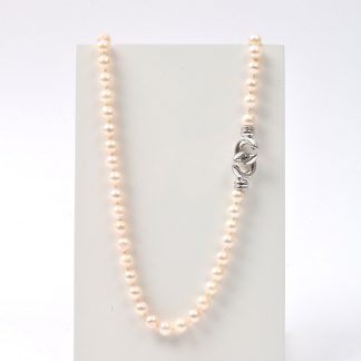 PÄRCOLLIER PÄRLOR ø6,5MM. SILVER I LÅS